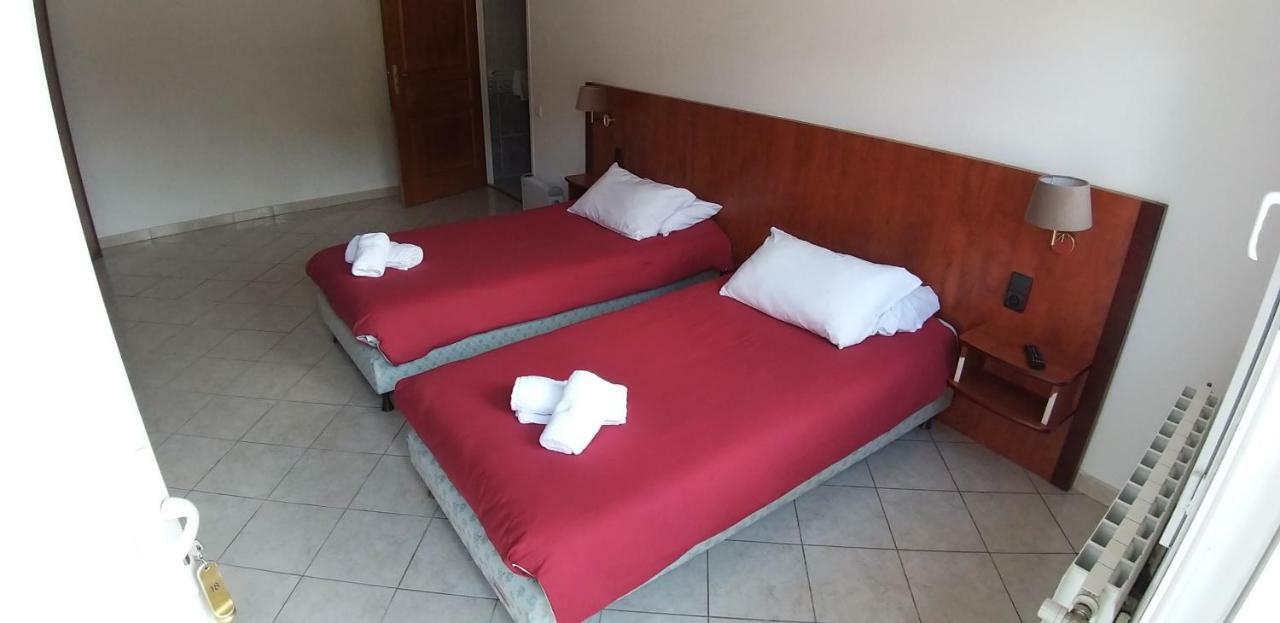 Hotel Castel D'Olmes Tabre エクステリア 写真